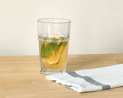 Thé glacé pêche & basilic